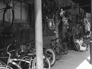 bikeshopmono